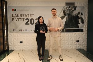 Shega Hashani dhe Fatih Karabaxhak shpallen Laureatë të Vitit 2024