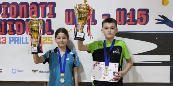 Kampionët e Kategorisë U15 - Olti Behluli dhe Zana Bllaca