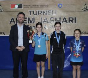 U mbajtjt Turneu Tradicional Adem Jashari